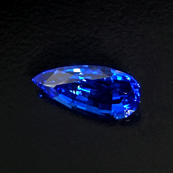 實驗室藍尖晶石裸石11克拉 